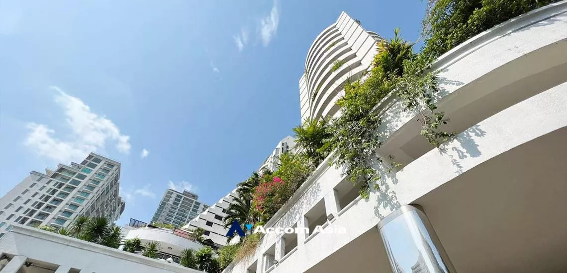  4 br Condominium For Sale in Sukhumvit ,Bangkok BTS Phrom Phong at Supalai Place Tower B AA40367