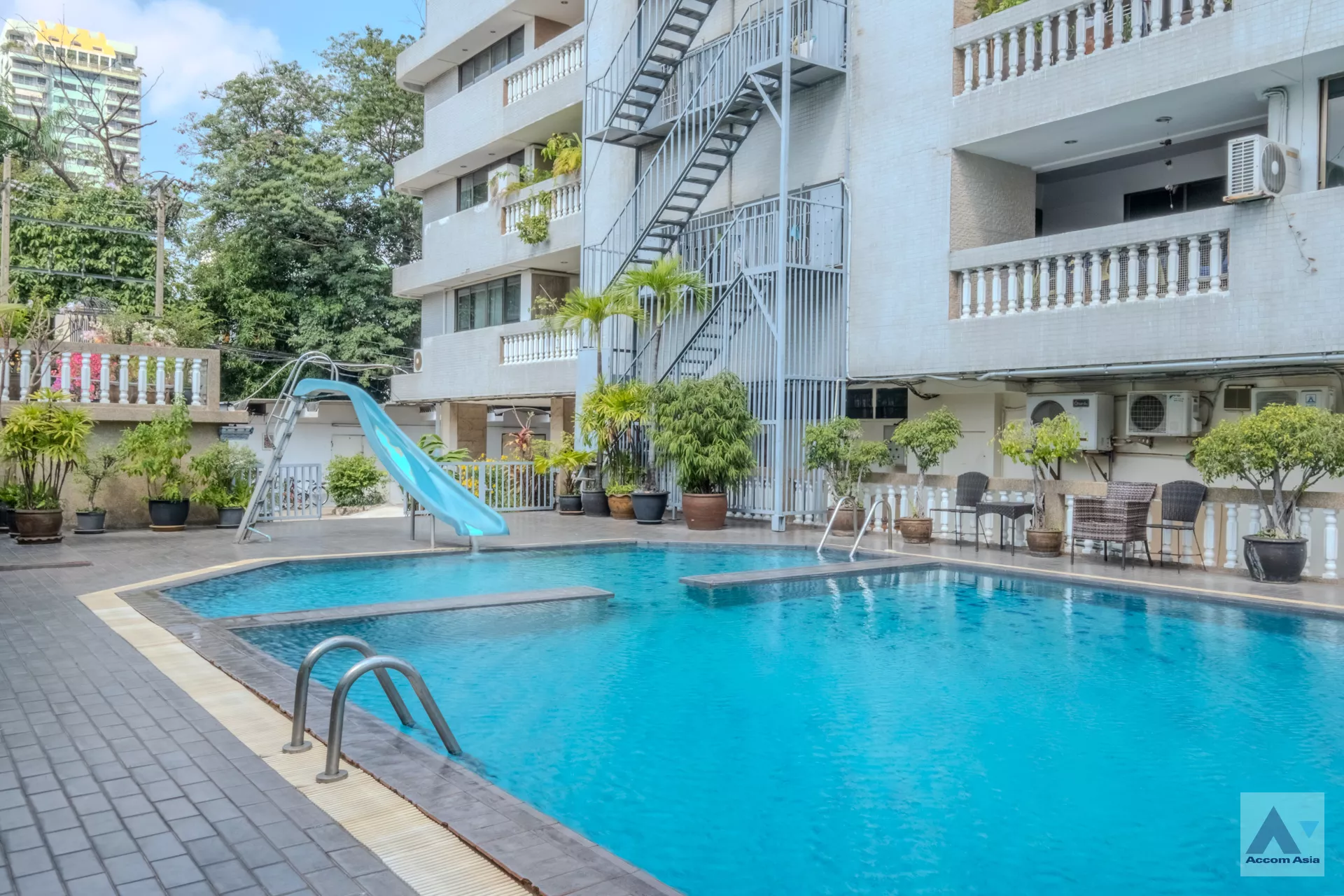  3 Family Apartment with Lake View - Apartment - Sukhumvit - Bangkok / Accomasia