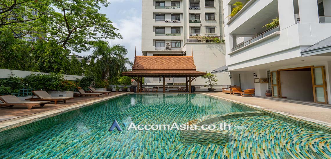 Thai Colonial Style 2 br Apartment For Rent in Sathorn, Bangkok 1514358 /