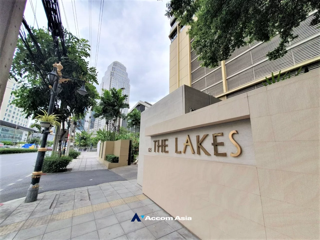  3 br Condominium For Sale in Sukhumvit ,Bangkok BTS Asok - MRT Sukhumvit at The Lakes AA40588