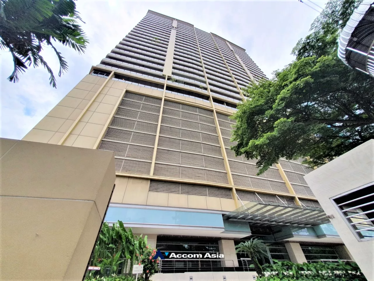  2 br Condominium For Rent in Sukhumvit ,Bangkok BTS Asok - MRT Sukhumvit at The Lakes AA14998
