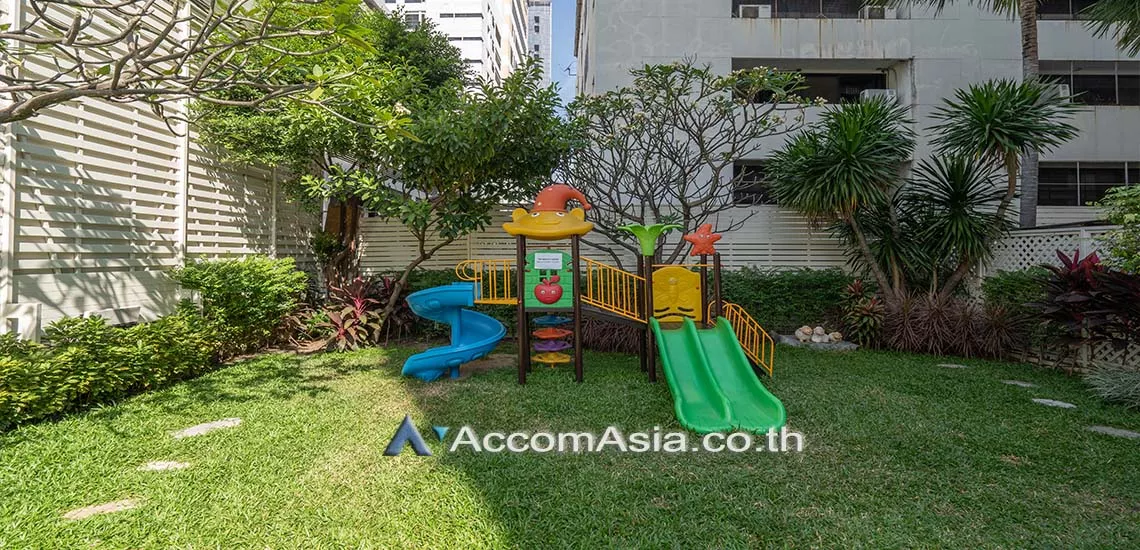  3 br Apartment For Rent in Silom ,Bangkok BTS Surasak at High-end Low Rise  AA40791