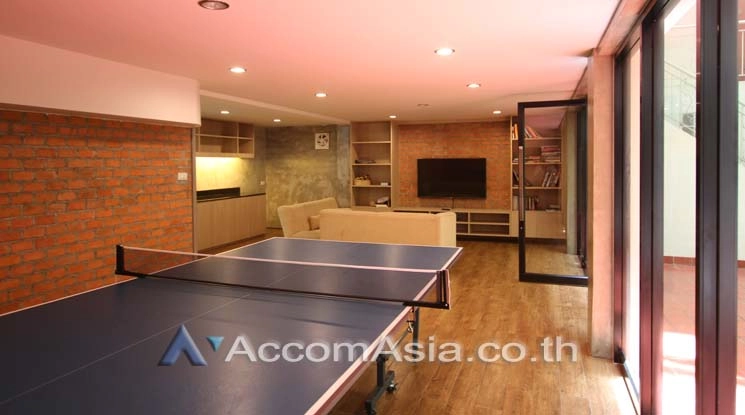  2 br Condominium for rent and sale in Sukhumvit ,Bangkok BTS Thong Lo at Raintree Villa AA21767