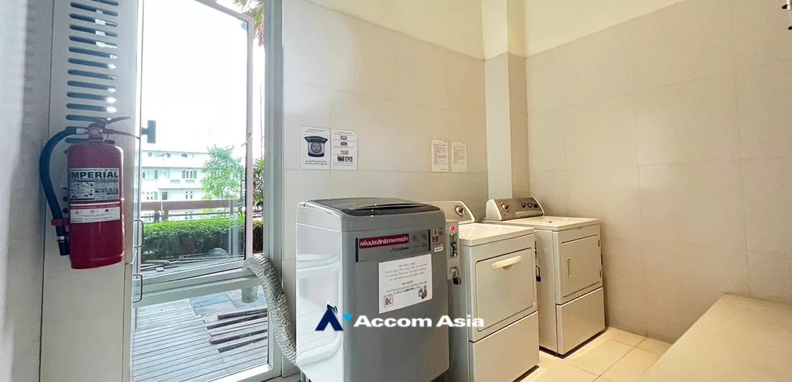  3 br Condominium For Rent in Sukhumvit ,Bangkok BTS Ekkamai at Fullerton Sukhumvit AA37125