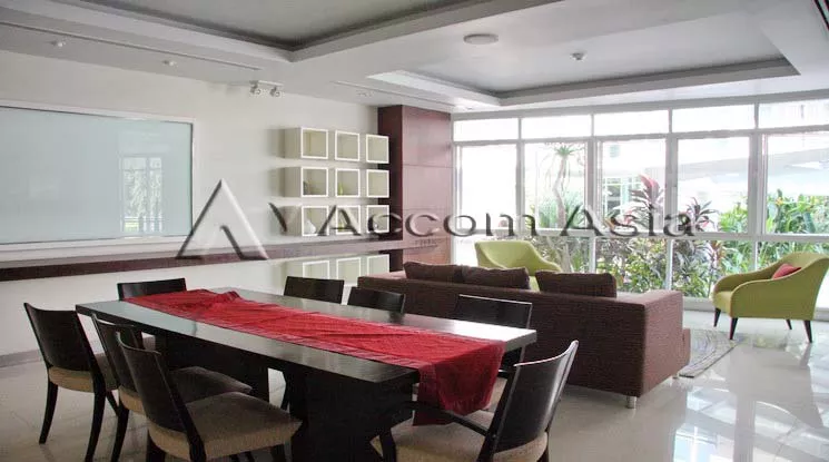  2 br Condominium For Rent in Sukhumvit ,Bangkok BTS Ekkamai at Avenue 61 AA13960