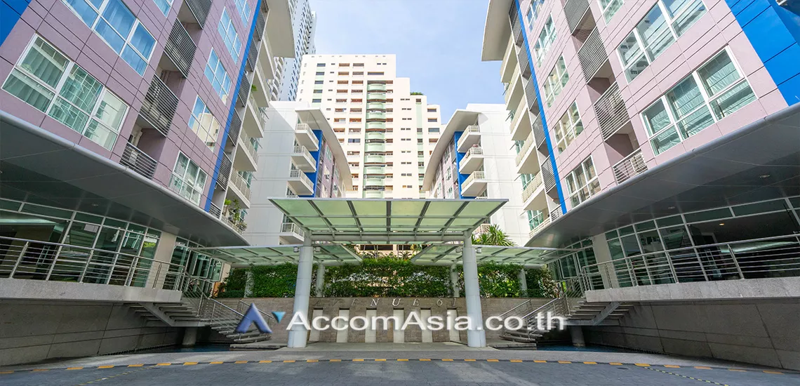  2 br Condominium For Sale in Sukhumvit ,Bangkok BTS Ekkamai at Avenue 61 AA40611