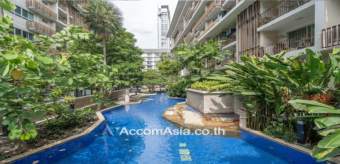  1 Bedroom  Condominium For Rent in Sukhumvit, Bangkok  near BTS Thong Lo (1515362)