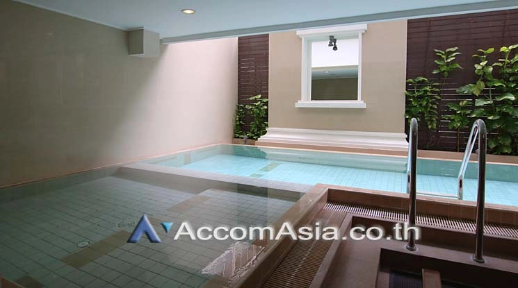  1  1 br Apartment For Rent in Silom ,Bangkok BTS Sala Daeng at Luxurious Colonial Style AA42250