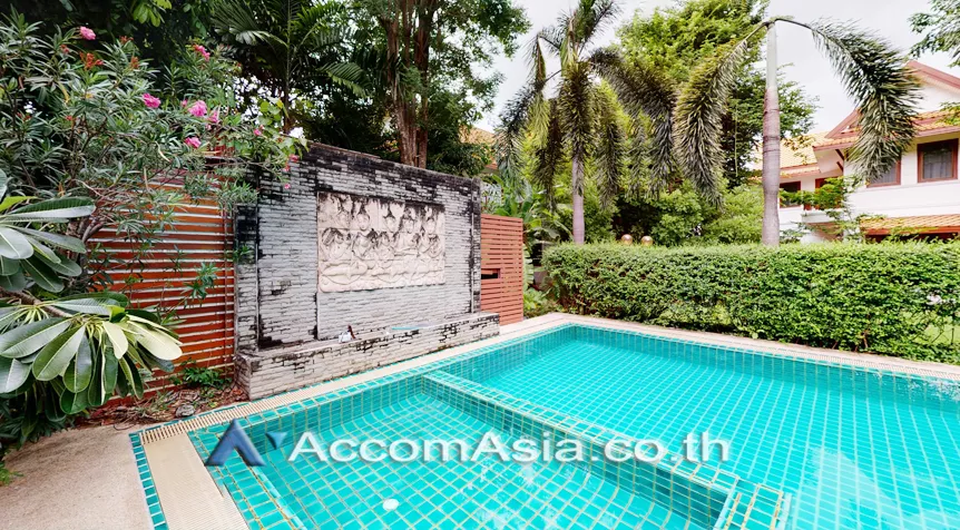  2 Large greenery with pool - House - Surawong - Bangkok / Accomasia