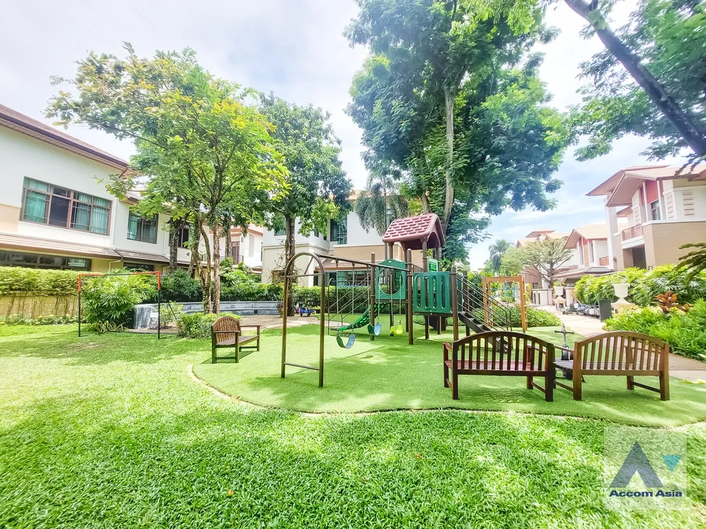  4 br House For Rent in Sukhumvit ,Bangkok BTS Phra khanong at Baan Sansiri Sukhumvit 67 AA32795