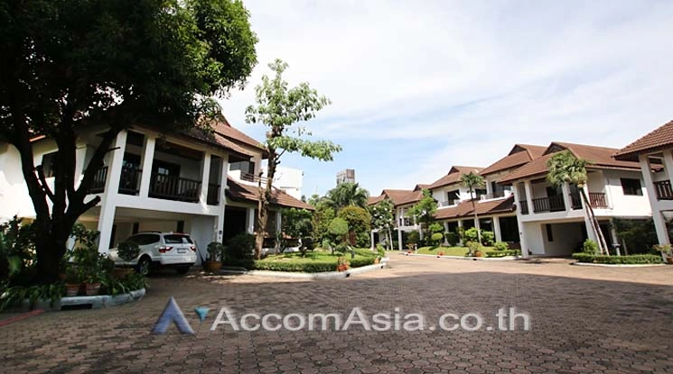5 Kid Friendly House Compound - House -  - Bangkok / Accomasia