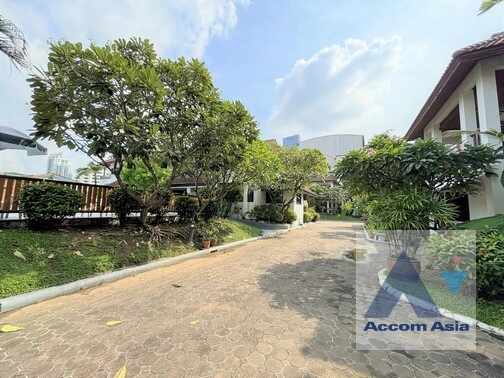 5 Kid Friendly House Compound - House - Sukhumvit - Bangkok / Accomasia