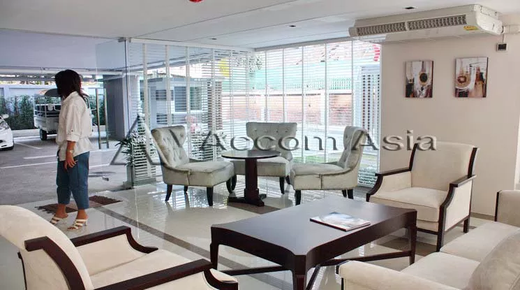 8 Modern Interiors - Apartment - Sukhumvit - Bangkok / Accomasia