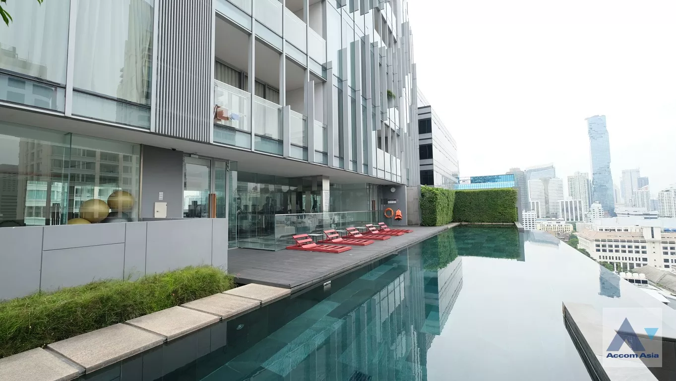  2 Bedrooms  Condominium For Rent & Sale in Silom, Bangkok  (1520218)