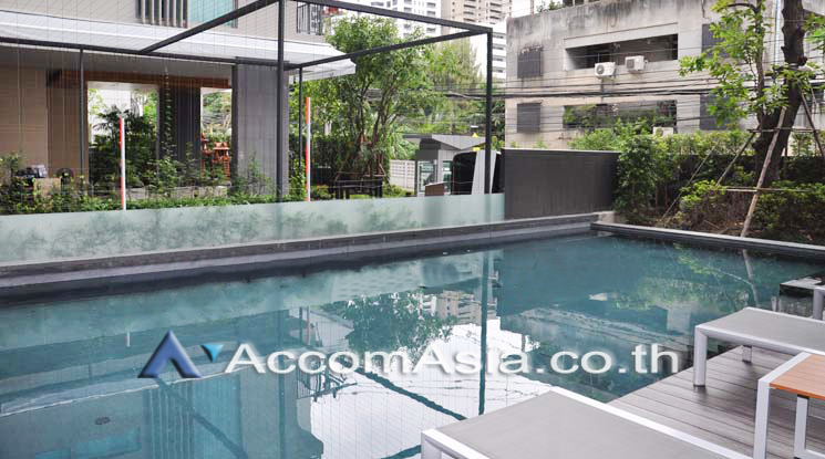  1 Bedroom  Condominium For Rent in Sukhumvit, Bangkok  near BTS Phrom Phong (13001208)