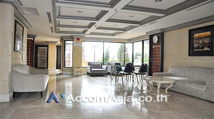  2 br Condominium For Rent in Phaholyothin ,Bangkok BTS Ari at The Crest Phahonyothin AA10870