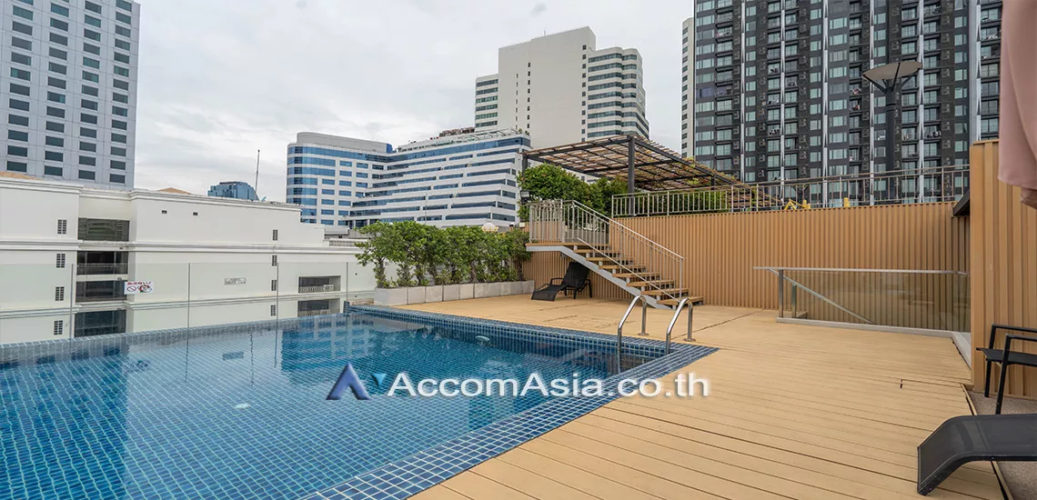  2 Bedrooms  Apartment For Rent in Sukhumvit, Bangkok  near BTS Asok - MRT Sukhumvit (AA34400)