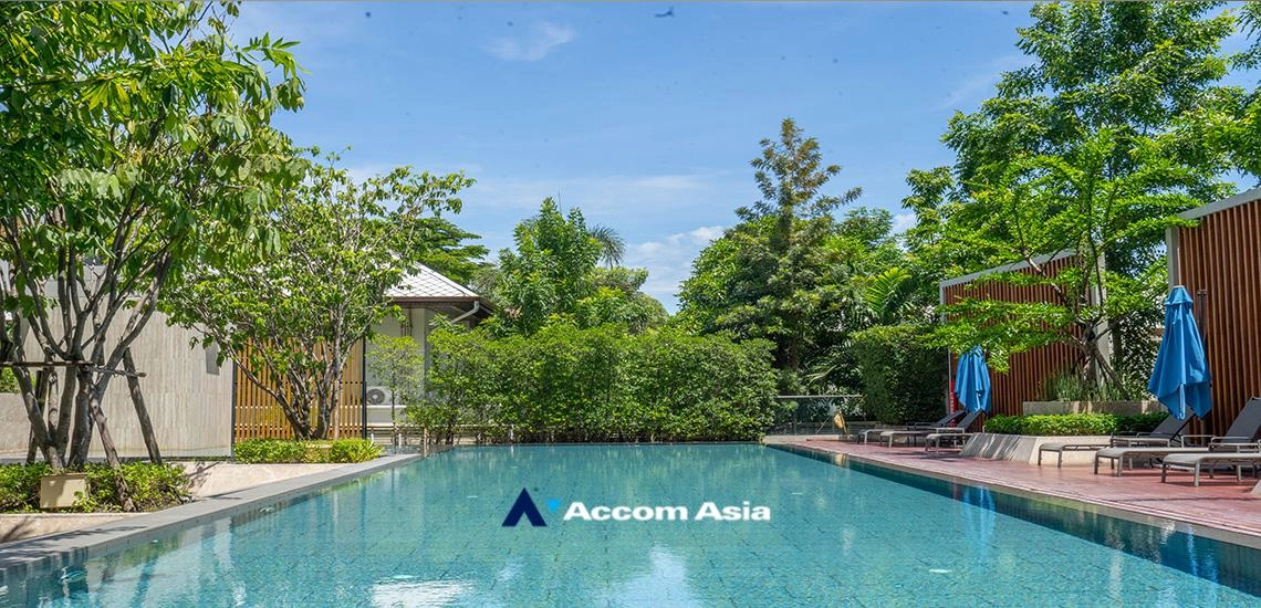  2 br Condominium For Sale in Sathorn ,Bangkok MRT Lumphini at Supreme Legend AA40543