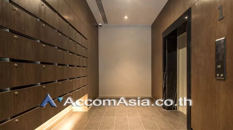  2 br Apartment For Rent in Sukhumvit ,Bangkok BTS Phrom Phong at Modern Apartment AA40753