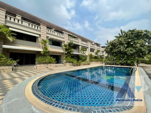  3 Ban Suan Kasemsuwan - Townhouse - Sukhumvit - Bangkok / Accomasia