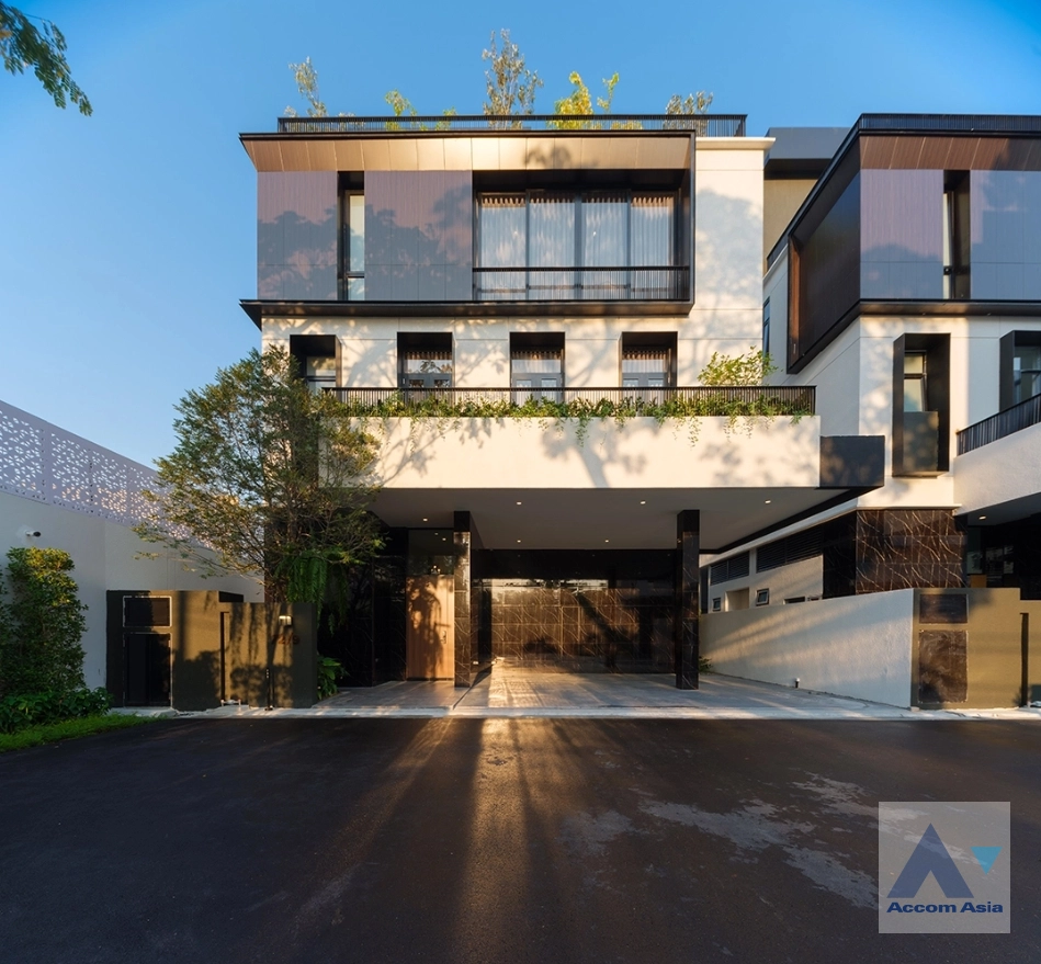 4 Arna Rama 9 - House -  - Bangkok / Accomasia