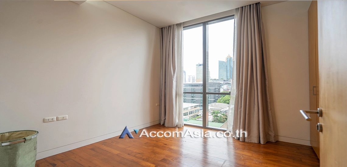  2 Bedrooms  Condominium For Rent in Sukhumvit, Bangkok  near BTS Asok - MRT Sukhumvit (310246)