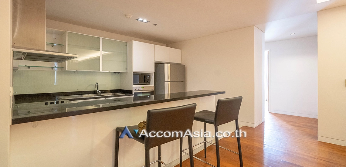  2 Bedrooms  Condominium For Rent in Sukhumvit, Bangkok  near BTS Asok - MRT Sukhumvit (310246)