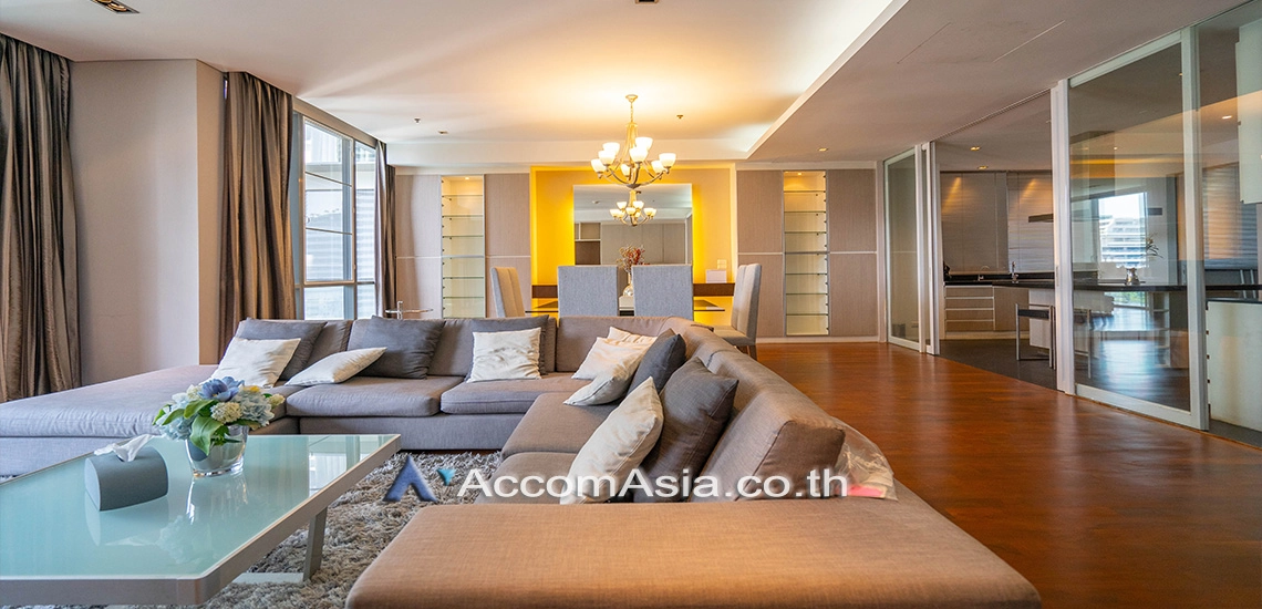  3 Bedrooms  Condominium For Rent in Sukhumvit, Bangkok  near BTS Asok - MRT Sukhumvit (310242)