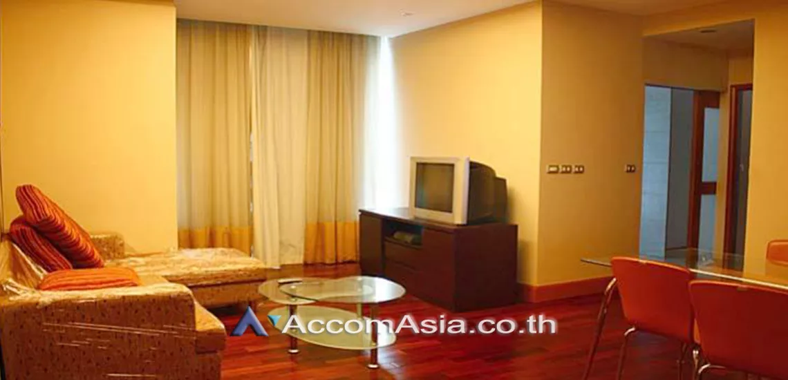  1 Bedroom  Condominium For Rent in Sathorn, Bangkok  near BTS Chong Nonsi (1510340)