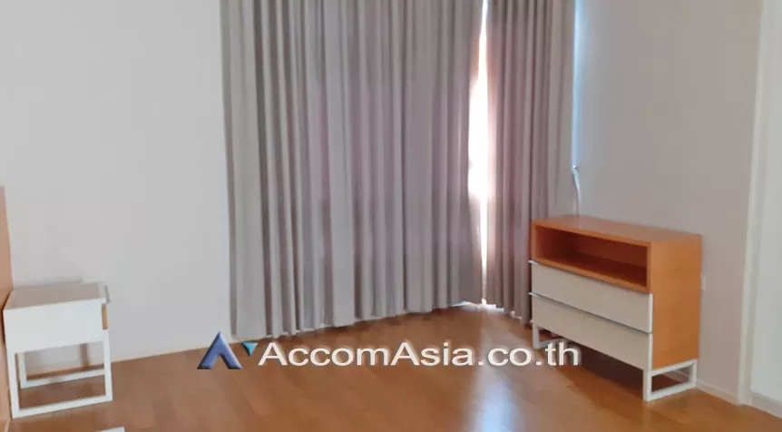 Pet friendly |  2 Bedrooms  Condominium For Rent in Sukhumvit, Bangkok  near BTS Phrom Phong (1510540)