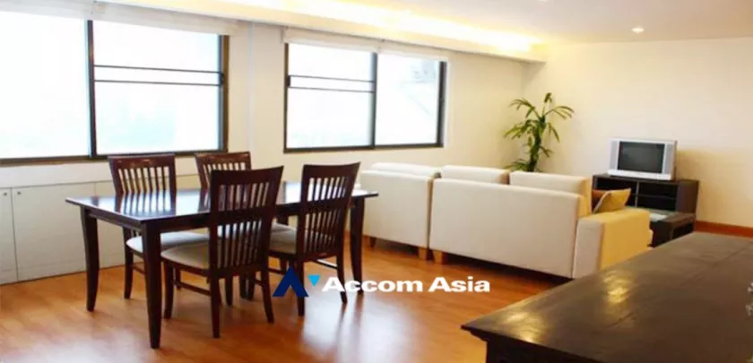  2 Bedrooms  Apartment For Rent in Ploenchit, Bangkok  near BTS Ratchadamri (1510546)