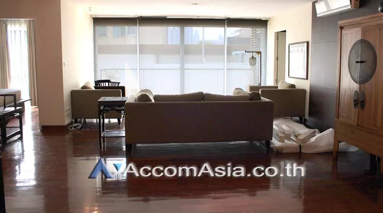  2 Bedrooms  Condominium For Rent in Sukhumvit, Bangkok  near BTS Asok - MRT Sukhumvit (1510551)