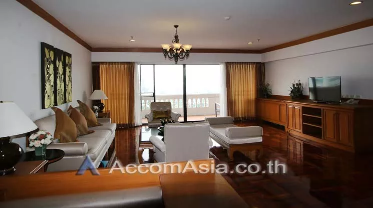 Pet friendly |  4 Bedrooms  Apartment For Rent in Sukhumvit, Bangkok  near BTS Phrom Phong (18530)