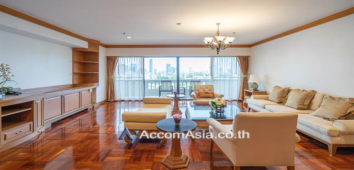 Pet friendly |  3 Bedrooms  Apartment For Rent in Sukhumvit, Bangkok  near BTS Phrom Phong (18534)