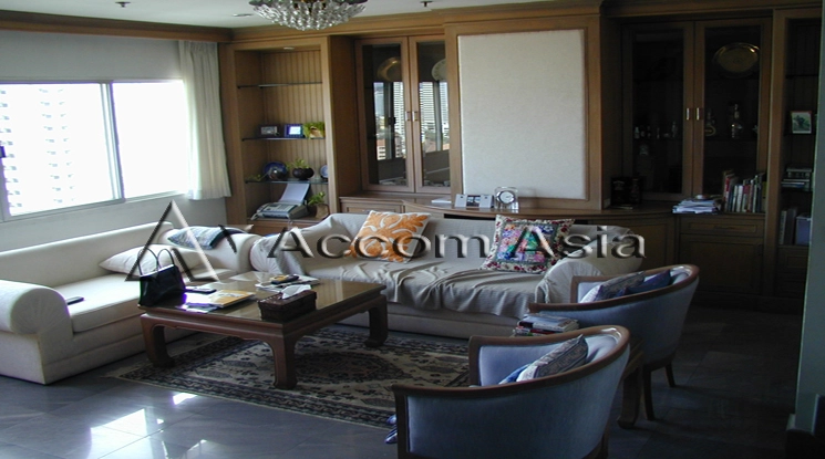  2 Bedrooms  Condominium For Rent in Sukhumvit, Bangkok  near BTS Phrom Phong (28606)