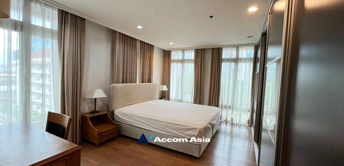 Wattana Suite Condominium