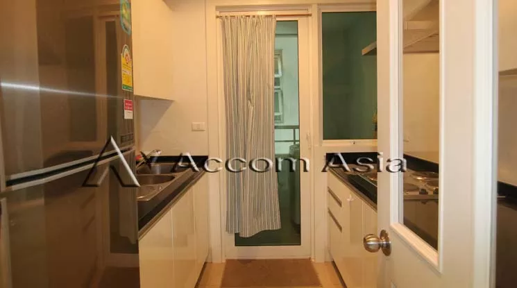  2 Bedrooms  Condominium For Rent in Sukhumvit, Bangkok  near BTS Phrom Phong (1511015)