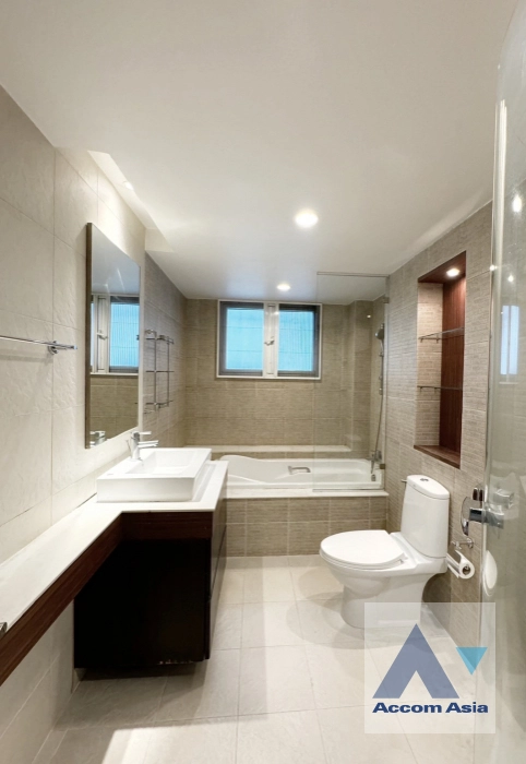 12  3 br Condominium For Sale in Sukhumvit ,Bangkok BTS Ekkamai at Avenue 61 1511024