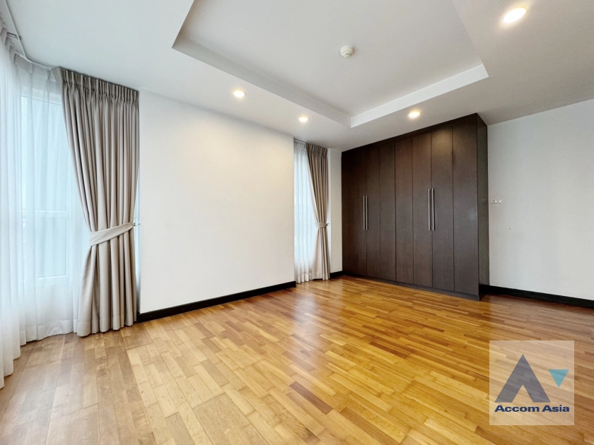 6  3 br Condominium For Sale in Sukhumvit ,Bangkok BTS Ekkamai at Avenue 61 1511024