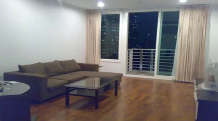  1 Bedroom  Condominium For Rent in Sukhumvit, Bangkok  near BTS Phrom Phong (1511198)