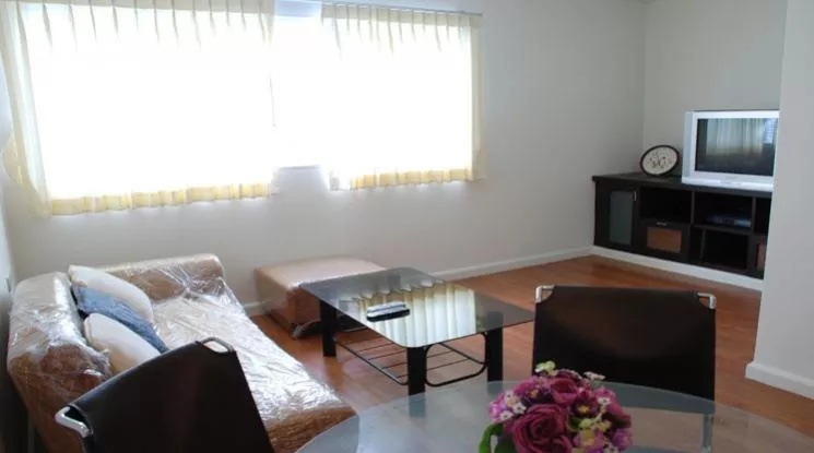  2 Bedrooms  Condominium For Rent in Sukhumvit, Bangkok  near BTS Asok - MRT Sukhumvit (1511302)