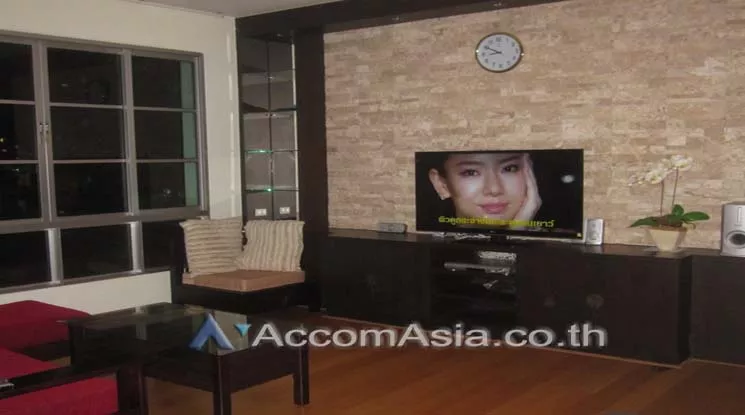  2 Bedrooms  Condominium For Rent in Sukhumvit, Bangkok  near BTS Asok - MRT Sukhumvit (1511326)