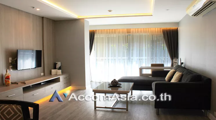  3 Bedrooms  Apartment For Rent in Sukhumvit, Bangkok  near BTS Phrom Phong (1411557)