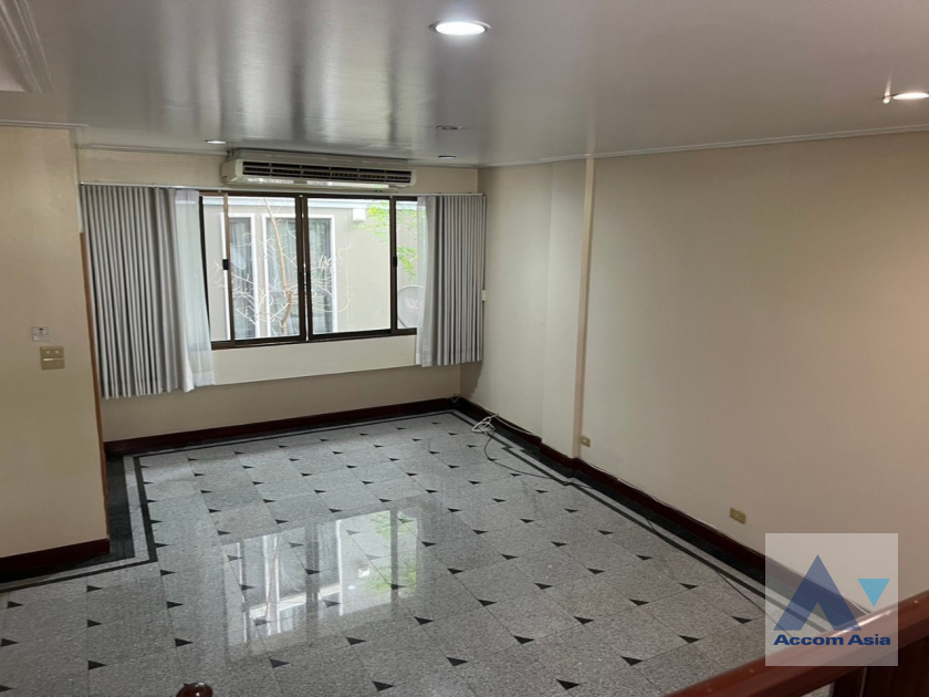 8  3 br Townhouse for rent and sale in Sukhumvit ,Bangkok BTS Thong Lo at Thonglor Garden Place 2511604