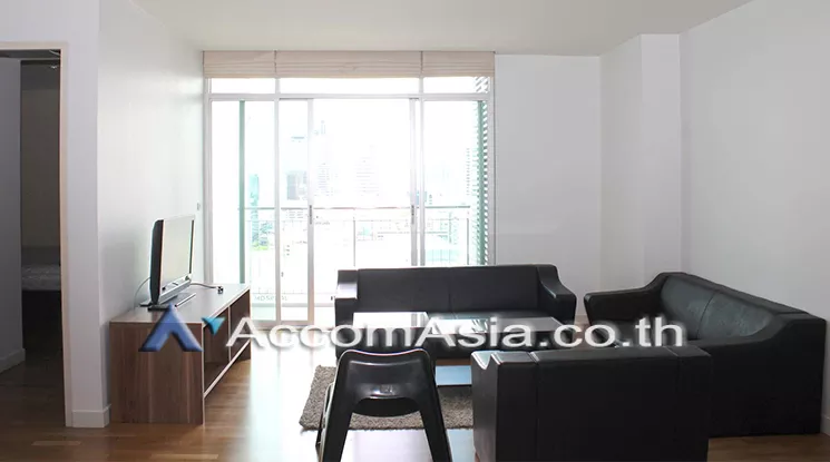  1 Bedroom  Condominium For Rent in Sathorn, Bangkok  near BTS Chong Nonsi (1511697)