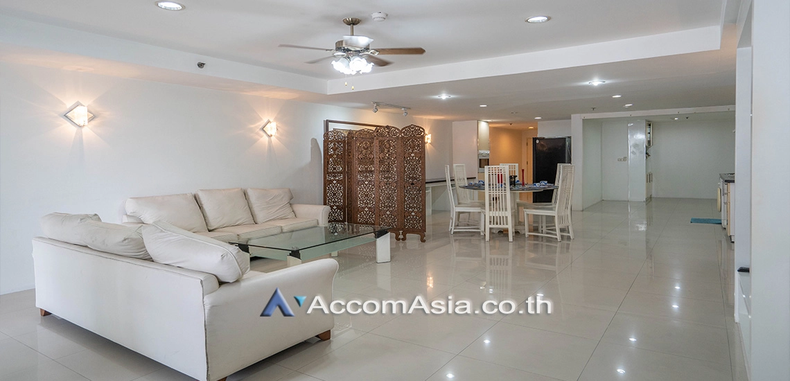 Pet friendly |  3 Bedrooms  Condominium For Rent in Sukhumvit, Bangkok  near BTS Asok - MRT Sukhumvit (20483)