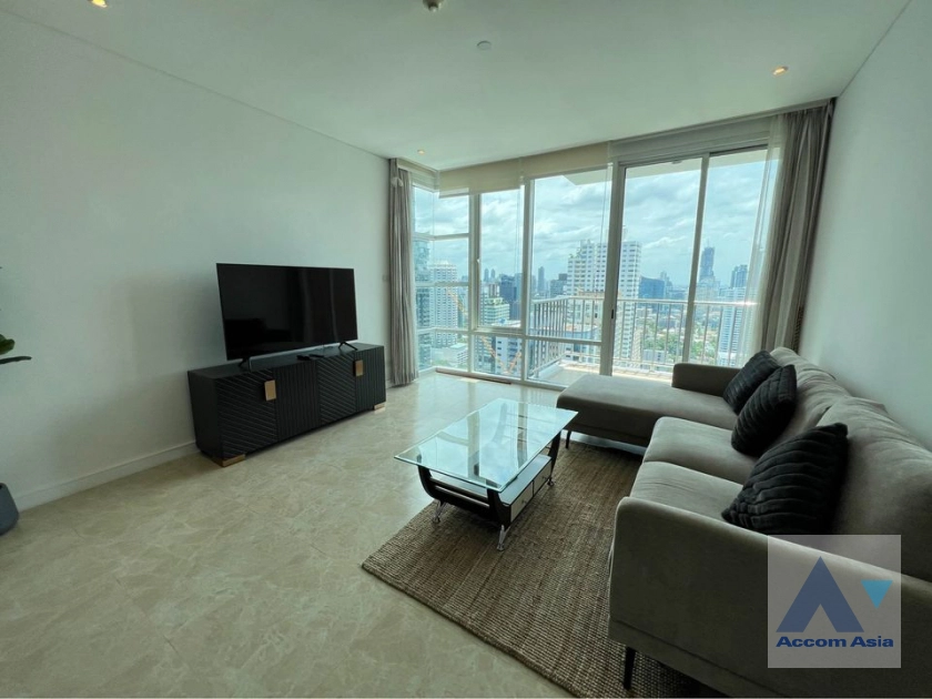 Pet friendly |  2 Bedrooms  Condominium For Sale in Sukhumvit, Bangkok  near BTS Ekkamai (1511879)