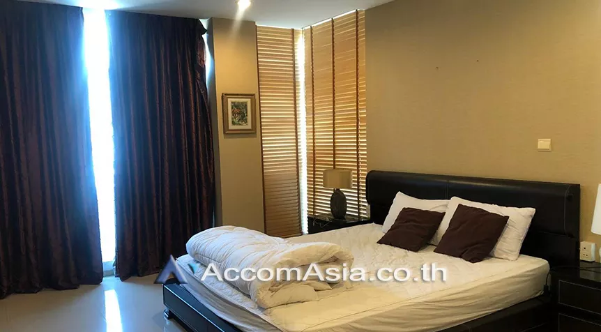  2 Bedrooms  Apartment For Rent in Sukhumvit, Bangkok  near BTS Phrom Phong (1411917)