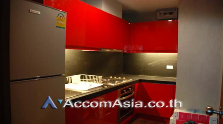  2 Bedrooms  Condominium For Rent in Sukhumvit, Bangkok  near BTS Thong Lo (1511990)