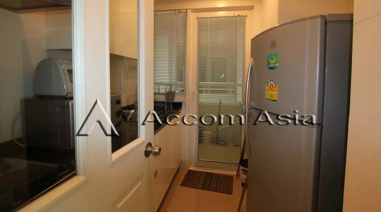  1 Bedroom  Condominium For Rent in Sukhumvit, Bangkok  near BTS Phrom Phong (1512032)